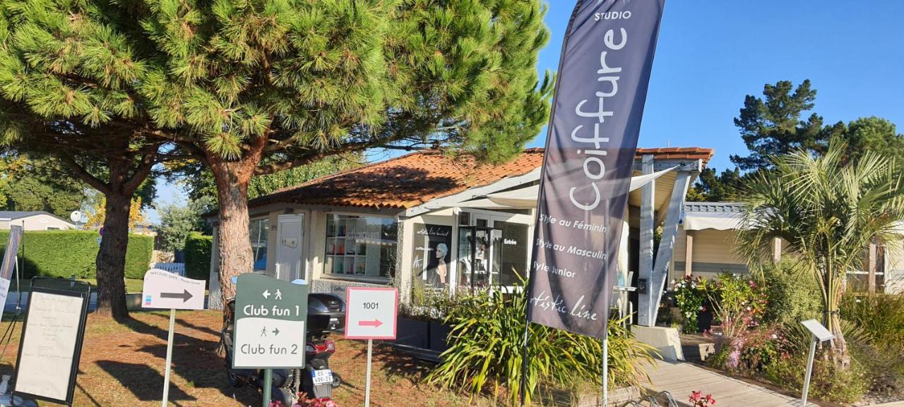 Mobilhome 2Ch Climatise-Terrasse Fermee-4 Velos-Camping 4 Etoiles Les Charmettes レ・マトゥ エクステリア 写真