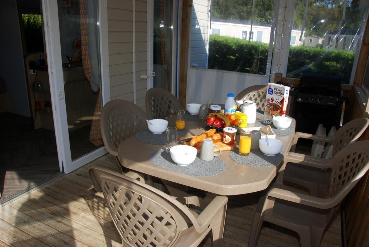 Mobilhome 2Ch Climatise-Terrasse Fermee-4 Velos-Camping 4 Etoiles Les Charmettes レ・マトゥ エクステリア 写真
