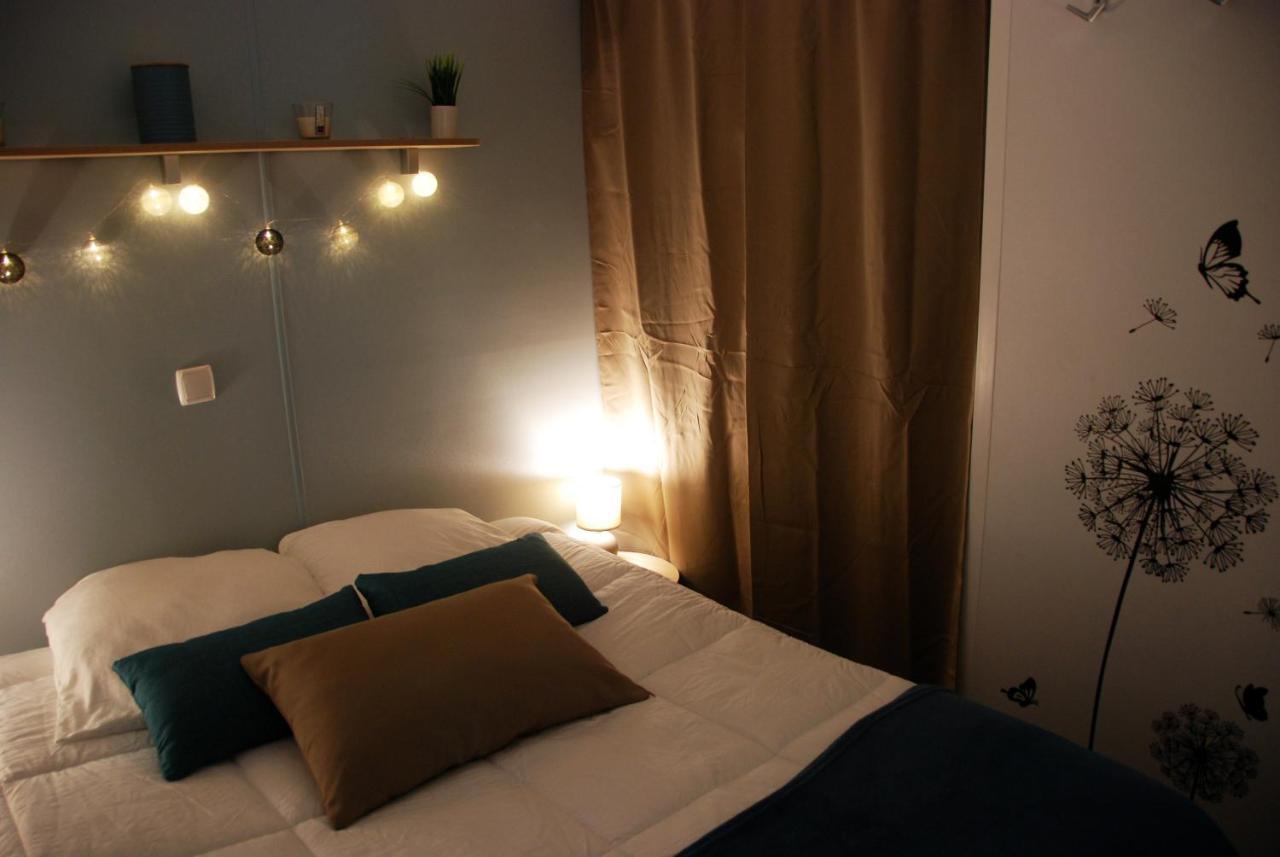 Mobilhome 2Ch Climatise-Terrasse Fermee-4 Velos-Camping 4 Etoiles Les Charmettes レ・マトゥ エクステリア 写真