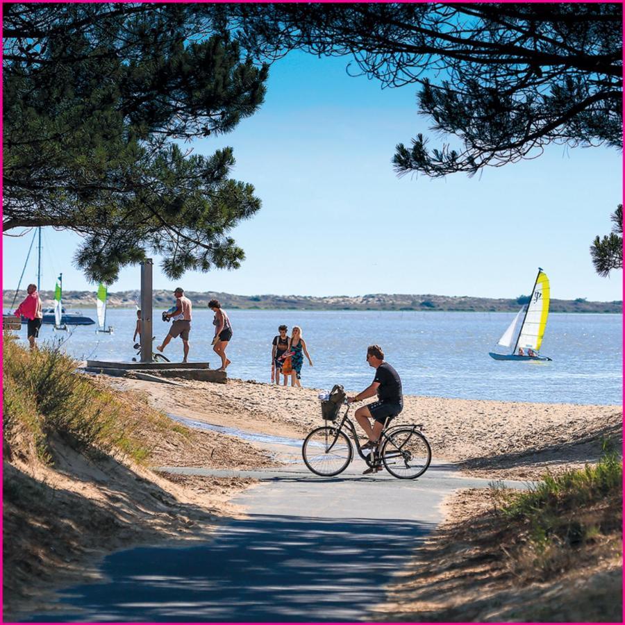 Mobilhome 2Ch Climatise-Terrasse Fermee-4 Velos-Camping 4 Etoiles Les Charmettes レ・マトゥ エクステリア 写真